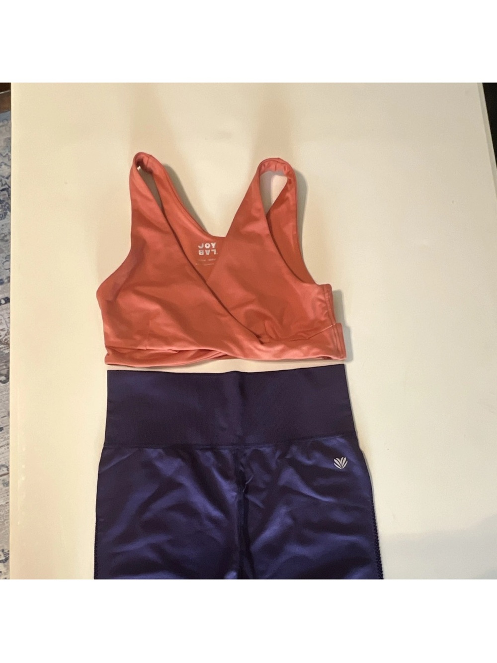 JoyLab Women's Orange Solid Pullover Wireless Sports Bra, Size M